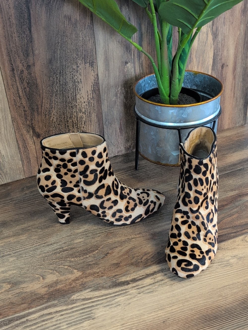 Theme Leopard Print Heeled Ankle Booties 6.5      M482